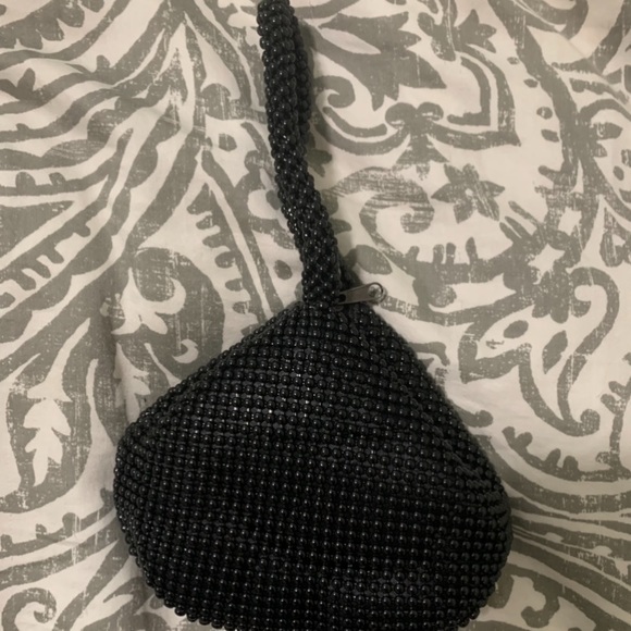 Handbags - NWOT black beaded wristlet bag